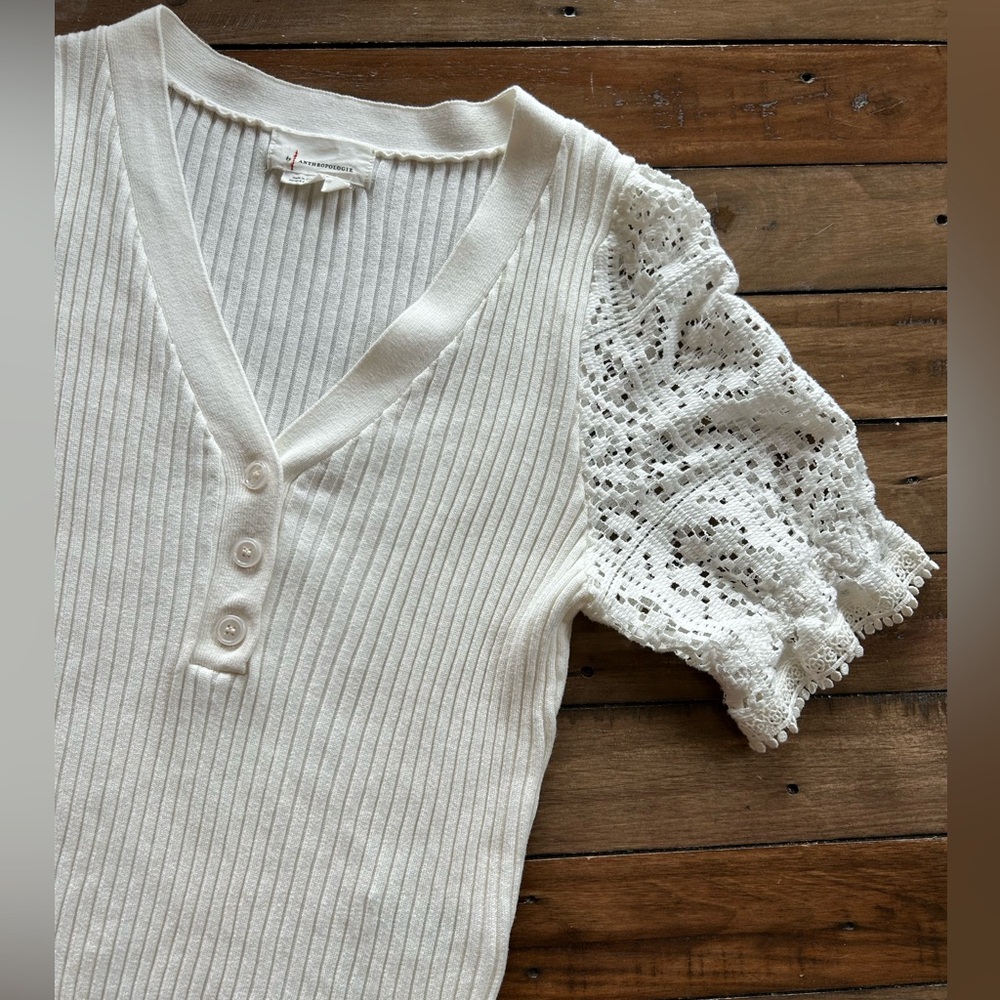 White Lace-Sleeve V-Neck Ribbed Sweater - Picture 6 of 12